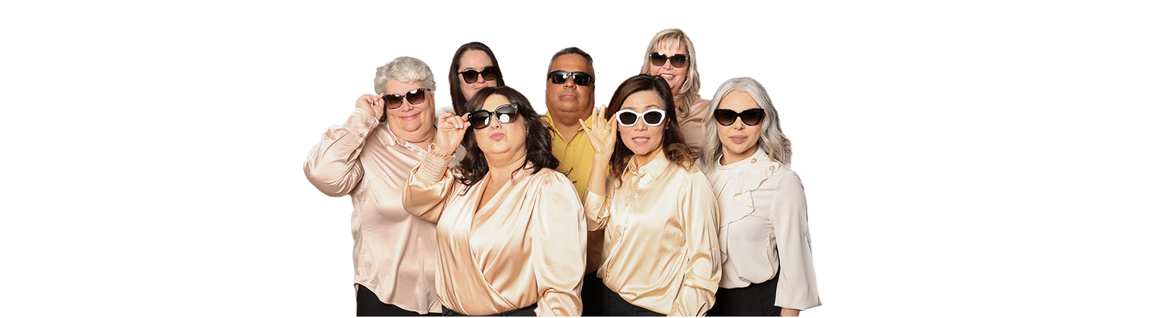 a picture with the golden eye optometry staff 2